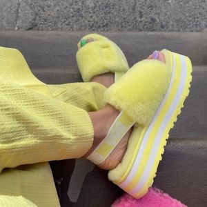 NEW UGG Women’s Disco Slides Margarita Sz USA 8